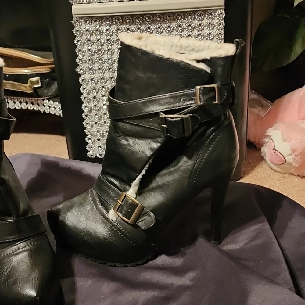 Booties - Picture 2 of 4